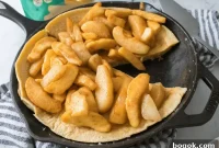 Apple and Pear Puff Pancake Recipe for Fluffy Oven Pancakes
