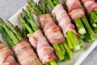 Crispy Bacon-Wrapped Asparagus Recipe for Entertaining