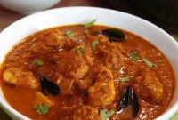 Authentic Madras Chicken Curry Recipe — Spicy South Indian Style