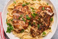 Lighter Chicken Fettuccine Alfredo Recipe (Olive Garden Style)