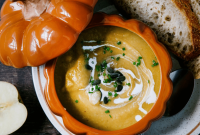 Pumpkin, Apple and Ginger Soup Recipe for Cozy Fall Meals