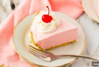 Colorful Jello Pie Recipe: Quick No-Bake Gelatin Dessert