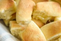 Crispy Air Fryer Dinner Rolls Recipe for Perfect Soft Centers