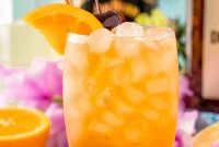 Classic Amaretto Sour Cocktail Recipe with a Citrus Twist