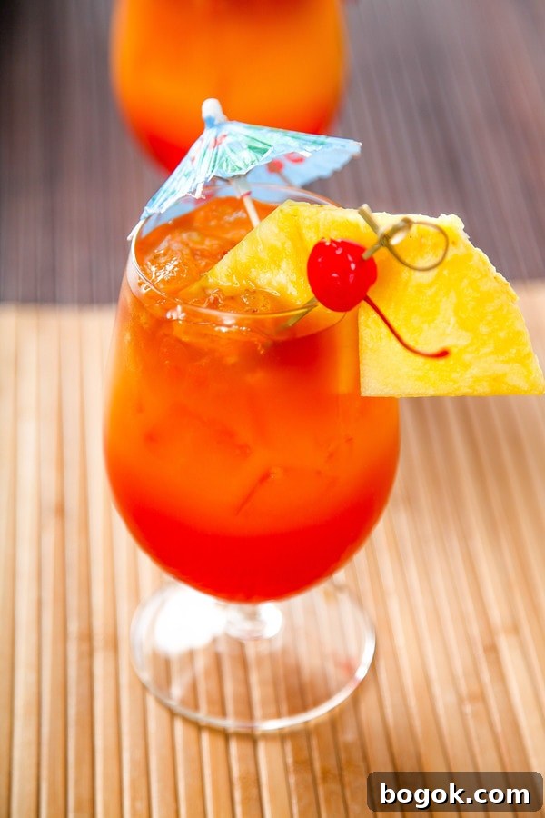 Raspberry Daiquiri Recipe: Refreshing Cocktail Guide 7 how to make a bahama mama