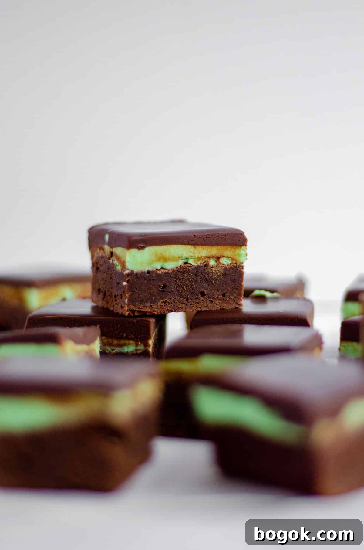 Decadent Mint Chocolate Brownie Recipe for Rich, Fudgy Treats 4 sliced mint chocolate brownies