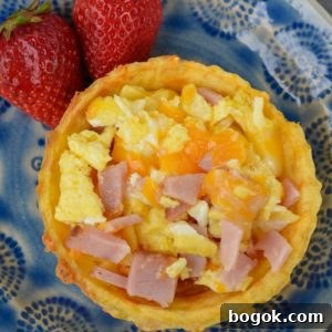 This Chaffle Breakfast Bowl is an easy keto meal! Just 2.5 net carbs and perfect for low carb meal prep!