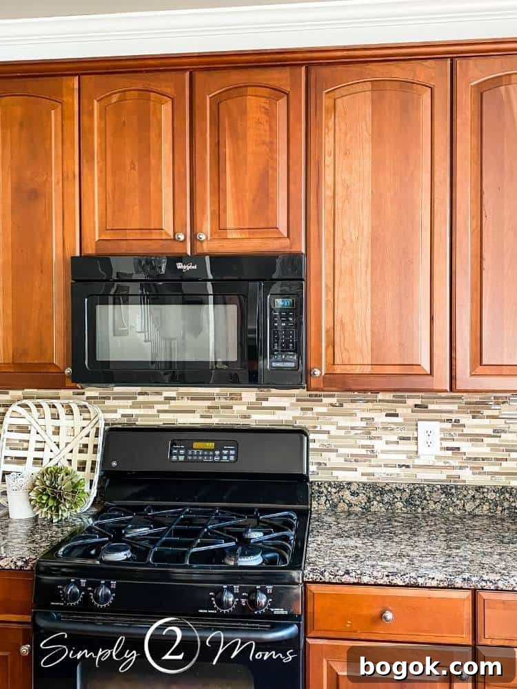 Simply Stated: 35 Clear Ideas for Everyday Living 7 Kitchen before picture