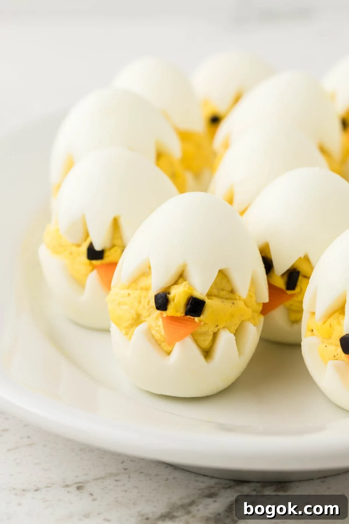 Easter Party Food Ideas and Fun Games for Your Celebration 5 Deviled eggs that look like chicks