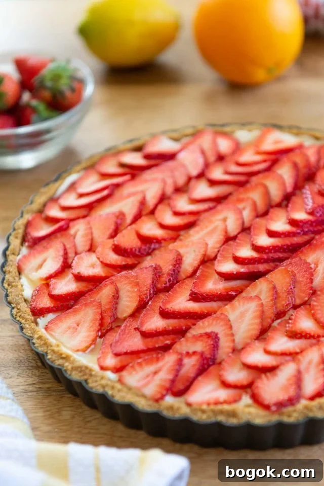 Strawberry Tart with Mascarpone Filling