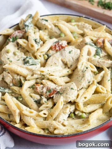 Creamy chicken pesto pasta.