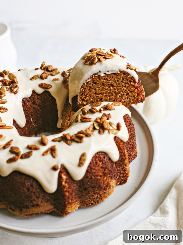 cropped-Pumpkin-Bundt-Cake-with-Cream-Cheese-Glaze.jpg