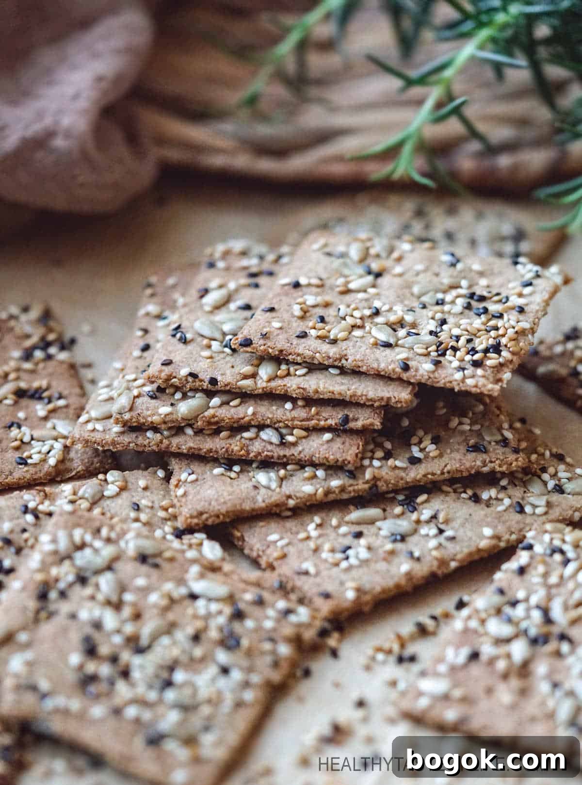 Keto crackers recipe (low carb, vegan, dairy free, nut free, grain free)  with seeds. #keto #lowcarb #crackers