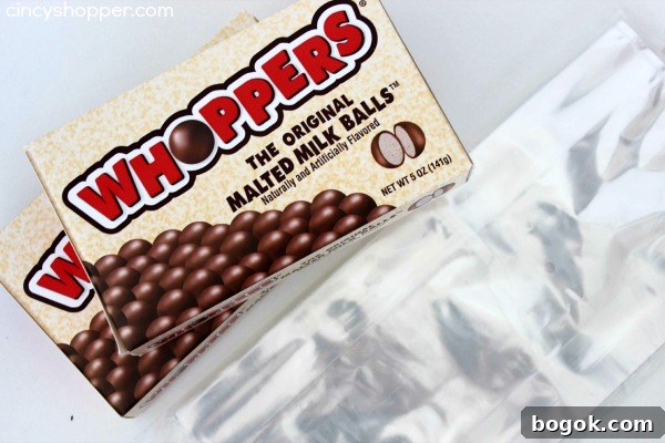 Reindeer Poop Gift Idea with Printable Toppers- A super fun and inexpenisve gift or favor for the holiday!