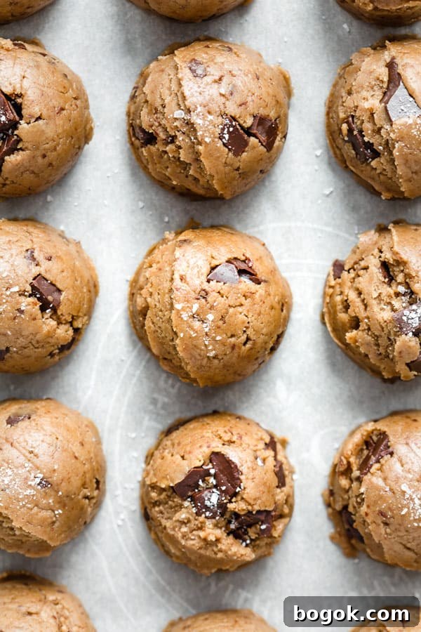 Spiced Vegan Chocolate Chunk Cookies: Soft, Melty Bites 3 vegan spiced chocolate chunk cookies