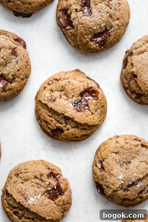 Spiced Vegan Chocolate Chunk Cookies: Soft, Melty Bites 5 vegan spiced chocolate chunk cookies
