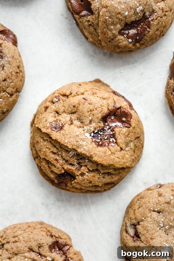 Spiced Vegan Chocolate Chunk Cookies: Soft, Melty Bites 6 vegan spiced chocolate chunk cookies