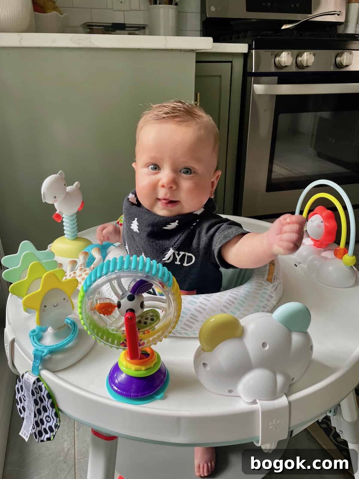 Top 6 Must-Have Items for Your 6-Month-Old Baby 4 Activity time