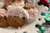 Peppermint-Dipped Chocolate Chip Cookies Recipe